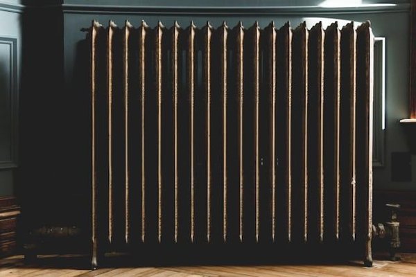 Quel est le système de chauffage au sol le plus adapté pour une maison passive ?